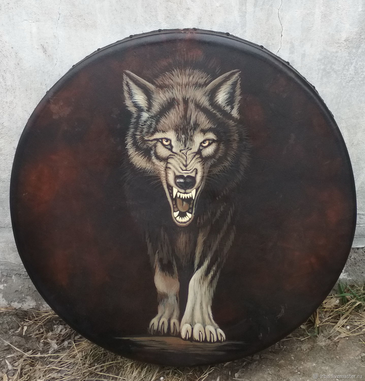 Бубен шаманов. Бубен волк. Бубен волк. Бубен волк. Шаманский бубен волк первопредок.