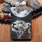 Pendants-a necklace with a Panda