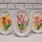 Картины и панно handmade. Livemaster - original item A small picture with flowers in a frame, a bouquet of tulips. Handmade.