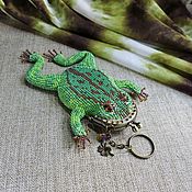 Сумки и аксессуары handmade. Livemaster - original item Coin holders: Green frog made of beads. Keychain coin. Handmade.