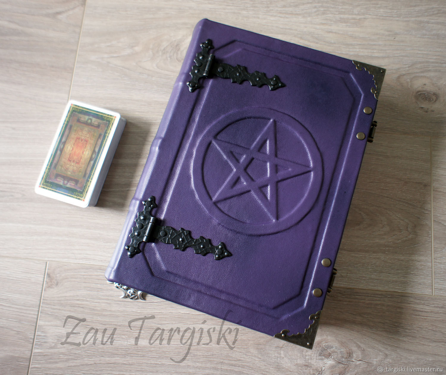Большая фиолетовая книга теней с пентаграммой (на заказ) в интернет ...