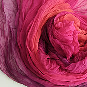 Аксессуары ручной работы. Ярмарка Мастеров - ручная работа Tippet Bufanda seda 100% rosa rojo púrpura gradiente. Handmade.