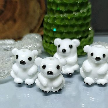 Материалы для творчества ручной работы. Ярмарка Мастеров - ручная работа Бусины стеклянные"медвежонок Умка" Стекло лэмпворк. Handmade.