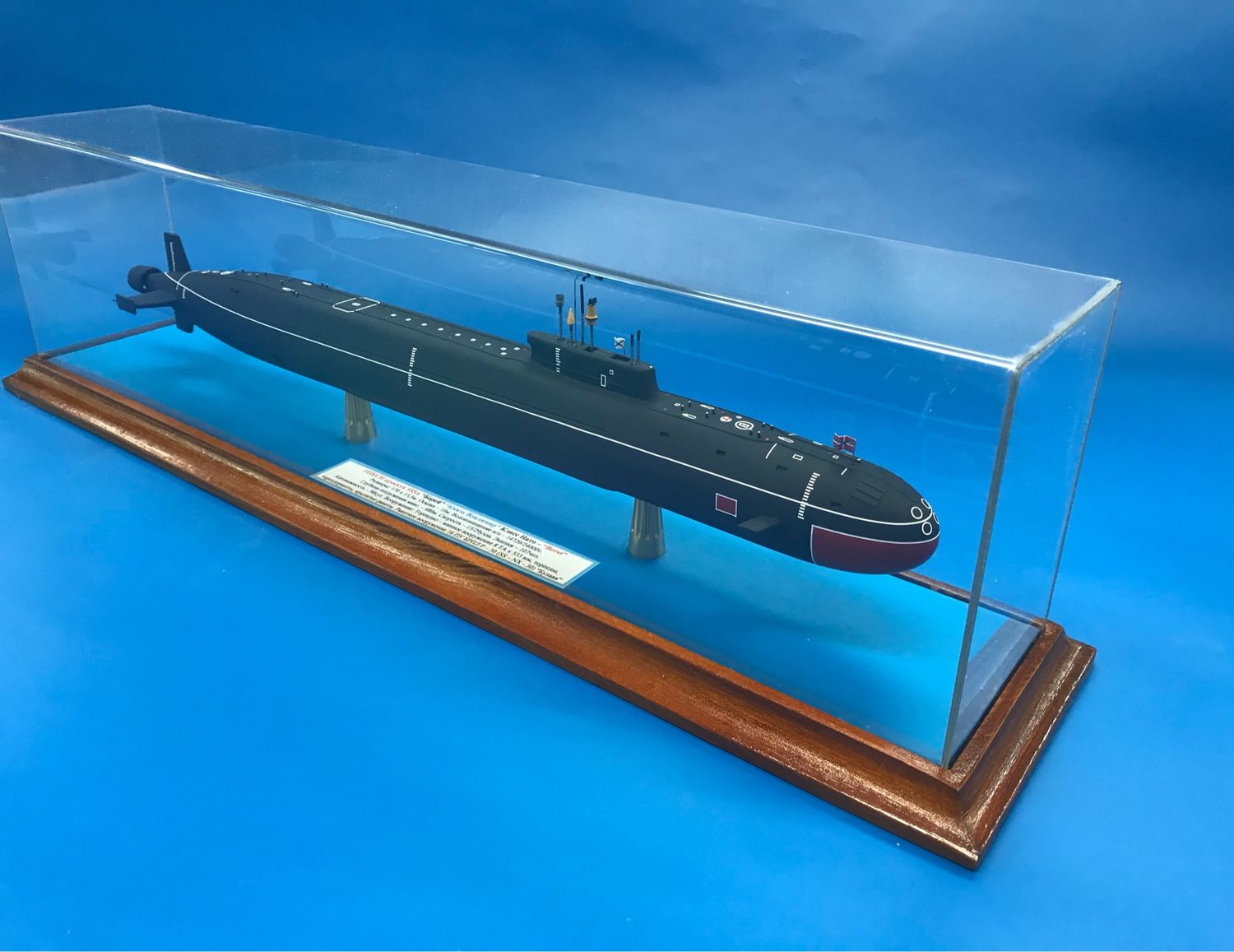 Подводная лодка князь Владимир модель