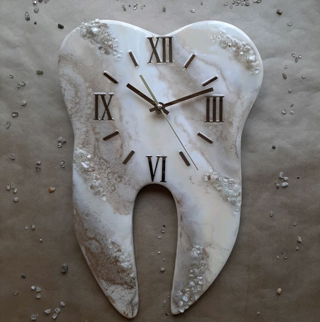 Часы настенные в форме зуба, Часы классические, Москва,  Фото №1