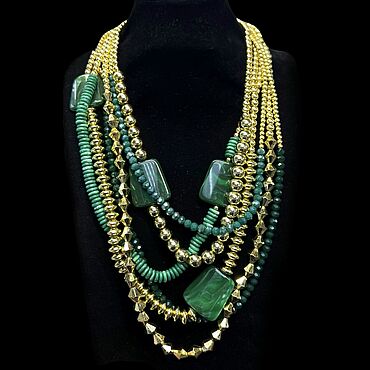 Винтаж ручной работы. Ярмарка Мастеров - ручная работа Винтаж: Богатые бусы с бусинами в золотом и зелёном цвете. Handmade.