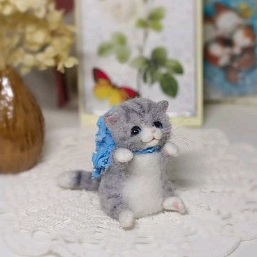 Куклы и игрушки ручной работы. Ярмарка Мастеров - ручная работа Котенок полосатый, войлочная игрушка. Handmade.