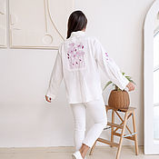 Одежда handmade. Livemaster - original item White linen shirt with plum-colored embroidery 