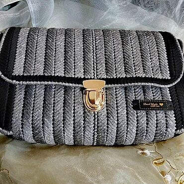 Сумки ручной работы. Ярмарка Мастеров - ручная работа Сумка через плечо:. Handmade.