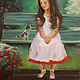 Девочка и котенок - картина пастелью Наталии Егоровой