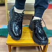 Обувь ручной работы handmade. Livemaster - original item Alligator leather shoes with laces, in black, size 45.. Handmade.