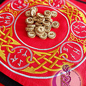 Фен-шуй и эзотерика handmade. Livemaster - original item runes: Red Linen Embroidered Napkin for Runes. Handmade.