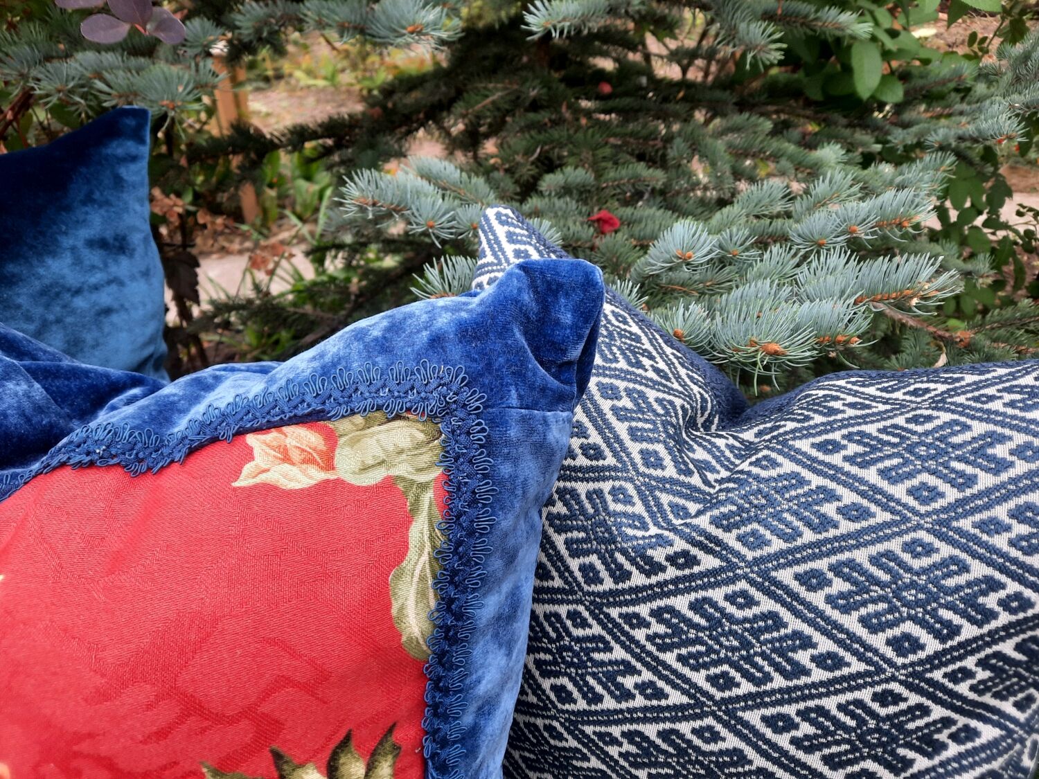 Подушки декоративные, 3 шт купить в интернет-магазине Ярмарка Мастеров ...