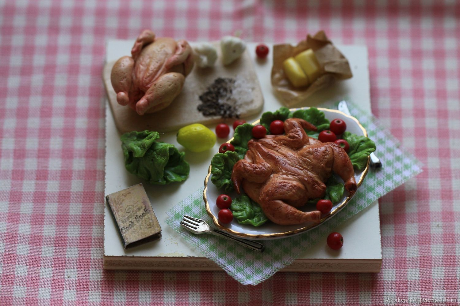 Ручная еда. Кукольное блюдо для ярмарки. Еда для кукол цыпленок гриль. Вещи наклей еда. Страна Мастеров еда.