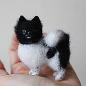 Куклы и игрушки handmade. Livemaster - original item Black and white felted pomeranian (mini copy of the dog to order). Handmade.