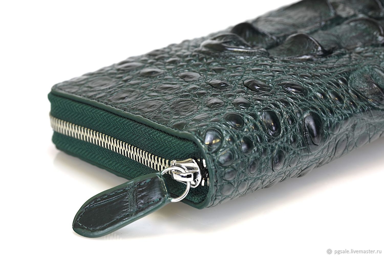 Givenchy клатч зеленый крокодил