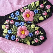 Аксессуары handmade. Livemaster - original item Mittens with hand embroidered 