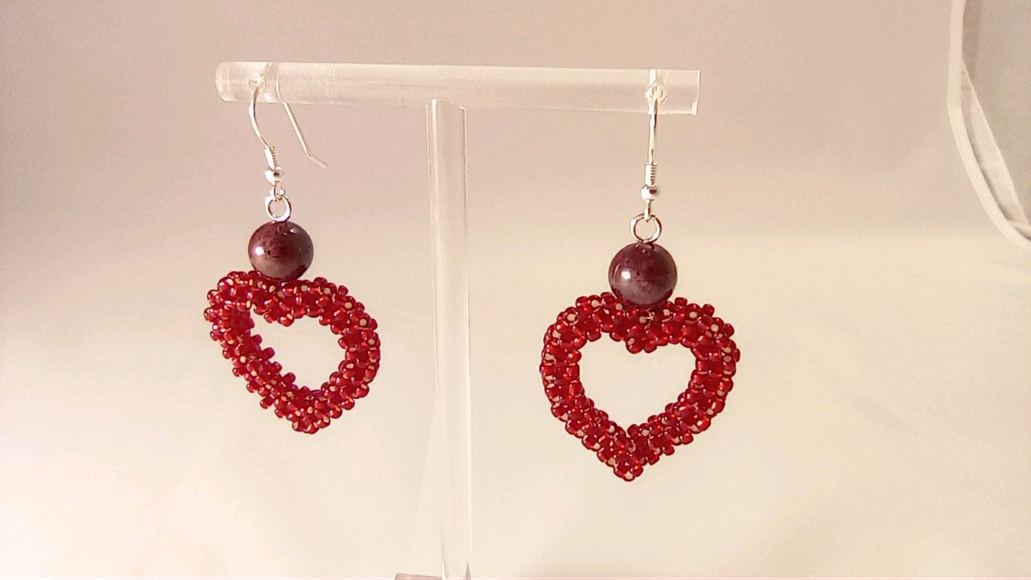 Серьги розовое сердце из бисера ручной работы, обзор сережек/beads earrings/