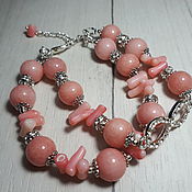 Necklace and earrings with coral and mother of pearl 