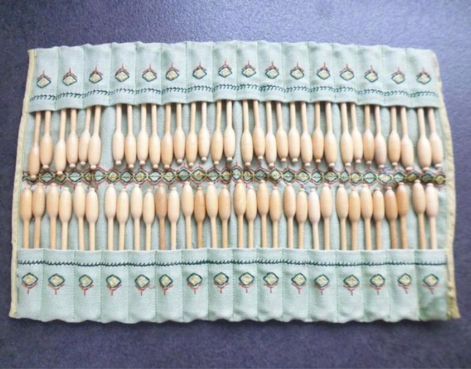 Коклюшки , деревянные . 64 шт купить в интернет-магазине Ярмарка ...