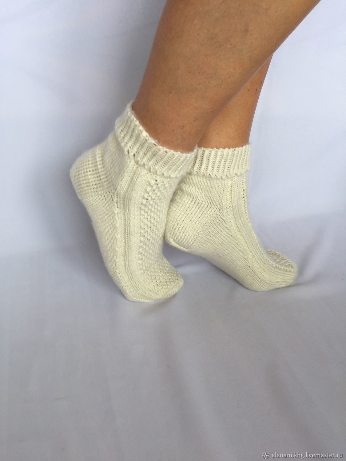 Вязаные носки женские