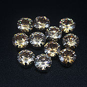 Материалы для творчества handmade. Livemaster - original item Rhinestones cubic Zirconia 10 mm Champagne. Handmade.