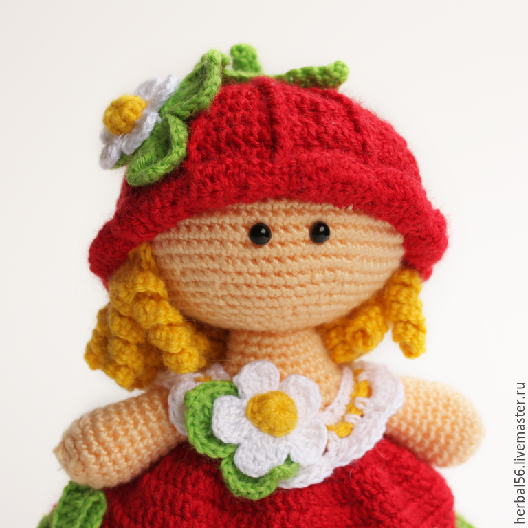 Вязаная кукла Клубника. в интернет-магазине на Ярмарке Мастеров ...