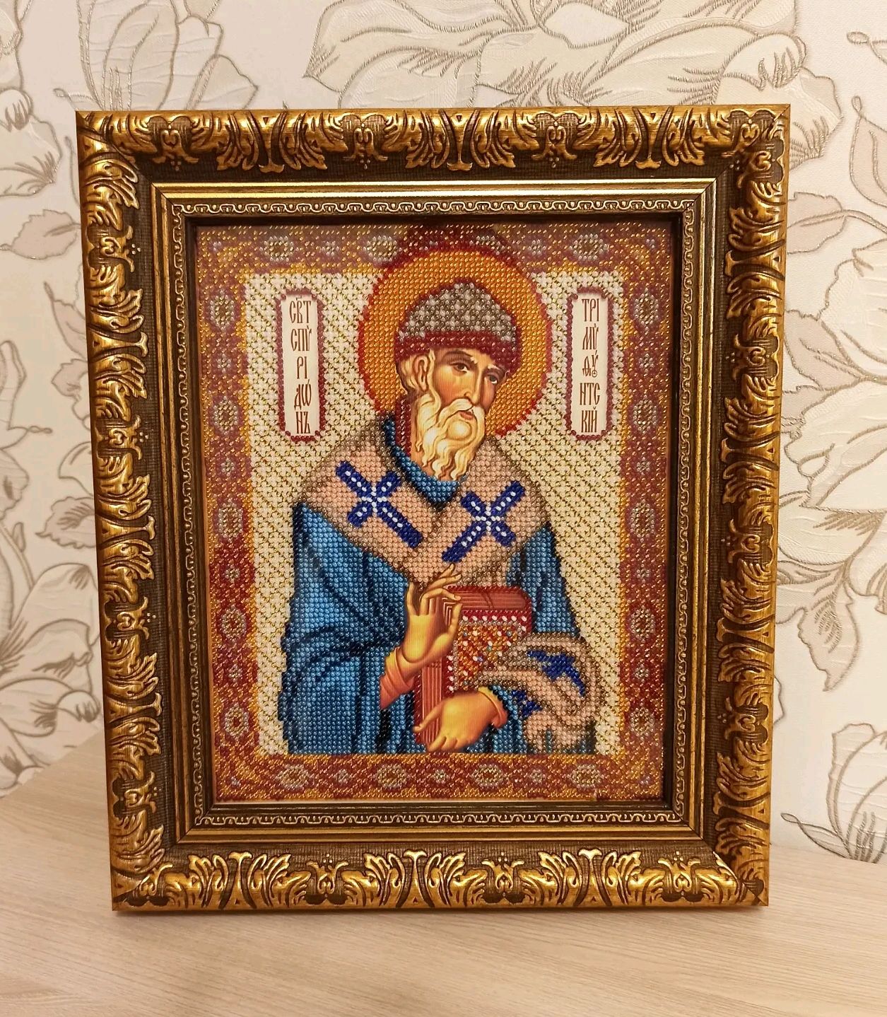 Св мастер. Купить икону в краснодаре. Икона святого трифона с мощами. Bartholomew altar мастер алтаря святого варфоломея. Матрона московская икона ростовая.