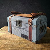 Для дома и интерьера handmade. Livemaster - original item Light wooden chest with a leather card. Handmade.