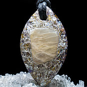 Фен-шуй и эзотерика handmade. Livemaster - original item Orgonite, orgonite pendant with moonstone and quartz. Handmade.