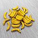 Банан - 30 р./шт.
Связка из трех бананов - 65 р./шт.
Связка из четырех бананов - 85 р./шт.
Связка из четырех бананов - 100 р./шт.