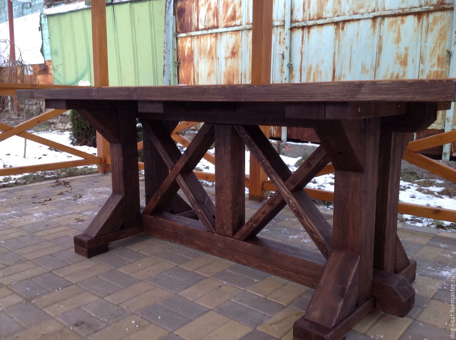 уличные столы из массива дерева