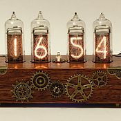Clock on gas discharge indicators IN-14 