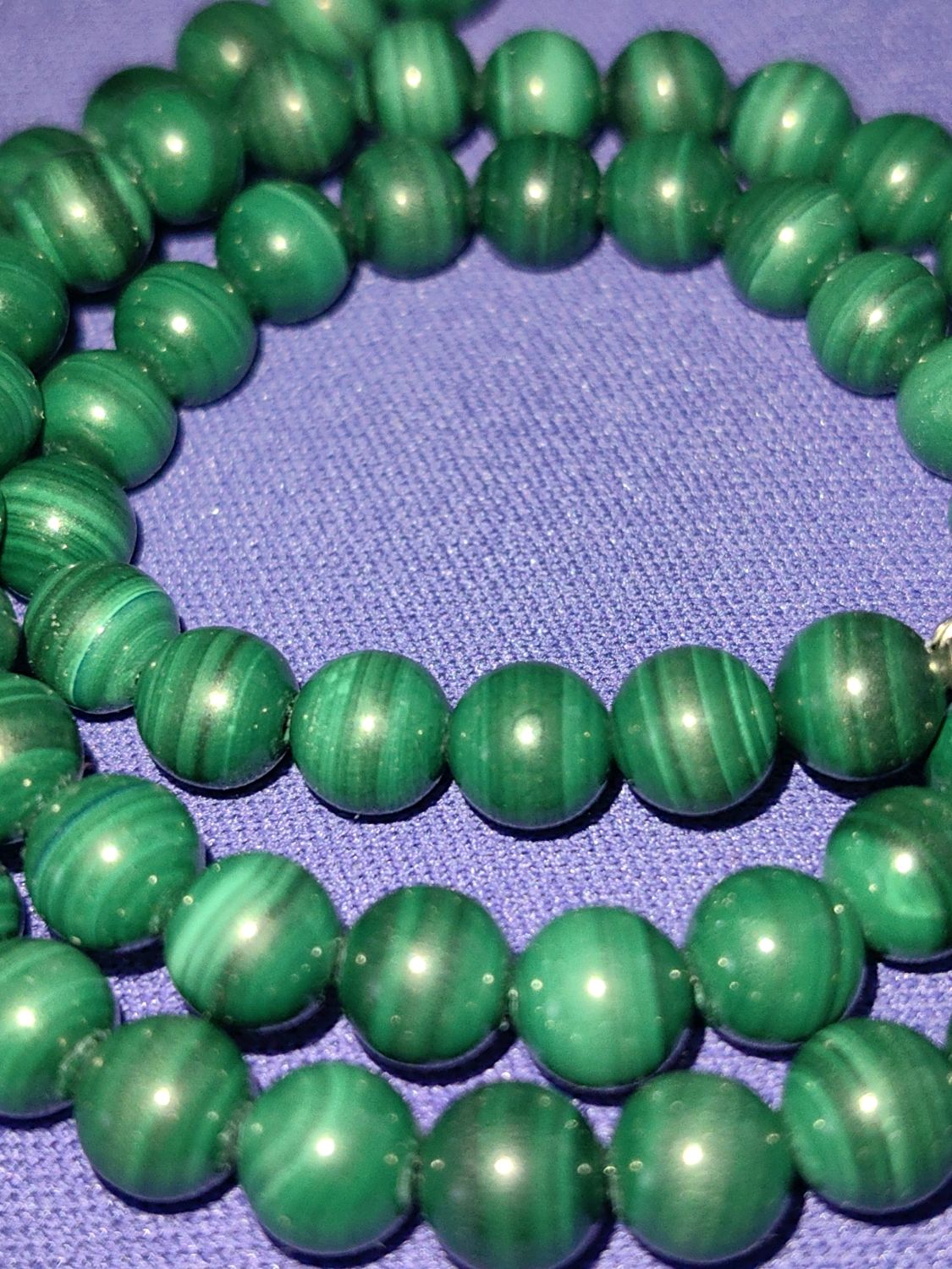 Бусы малахит натуральный 6мм купить в интернет-магазине Ярмарка ...