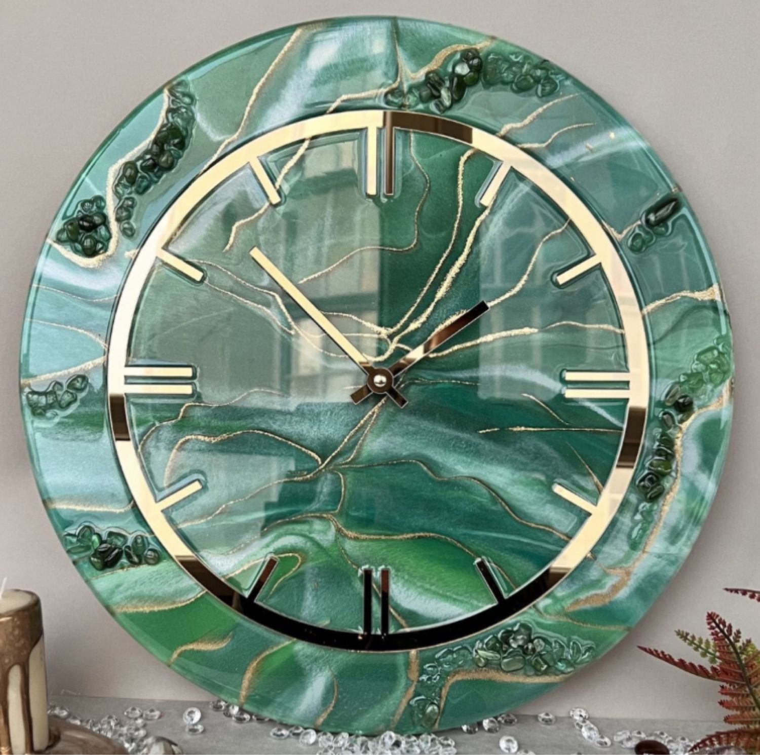 Часы настенные из эпоксидки в интернет-магазине на Ярмарке Мастеров ...