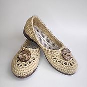 Slippers-flip-flops with pompoms, gray half-wool