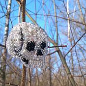 Украшения handmade. Livemaster - original item Crystal skull brooch made of beads with the addition of crystal. Handmade.