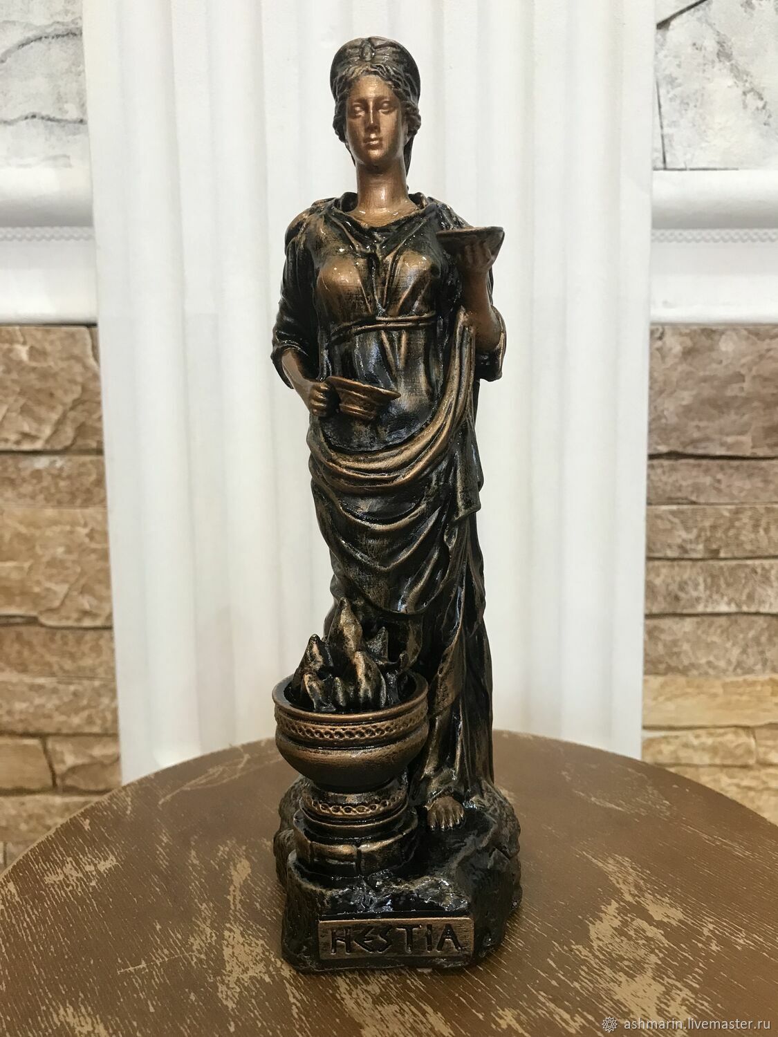 Богиня Гестия статуэтка