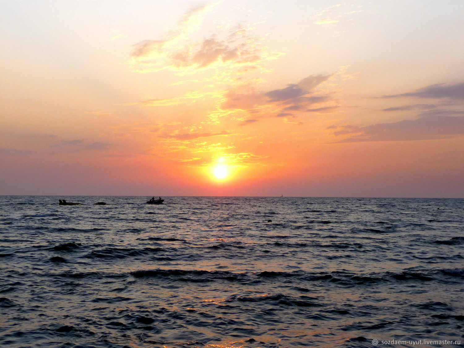 Закат на черном море