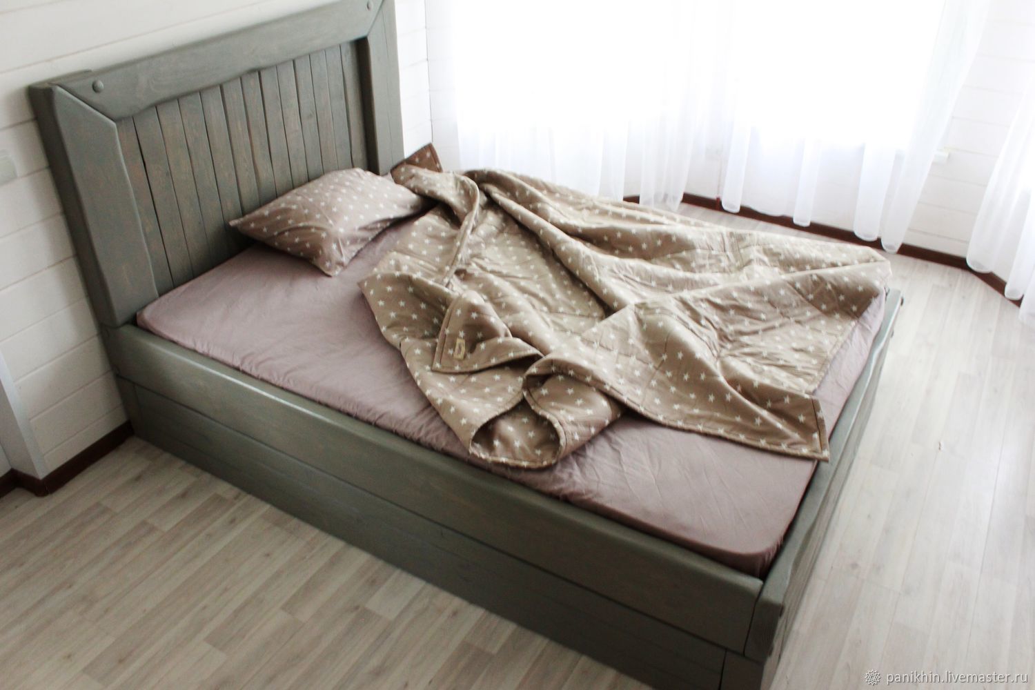 Кровать из массива сосны с двумя ящиками №333 на заказ в интернет ...