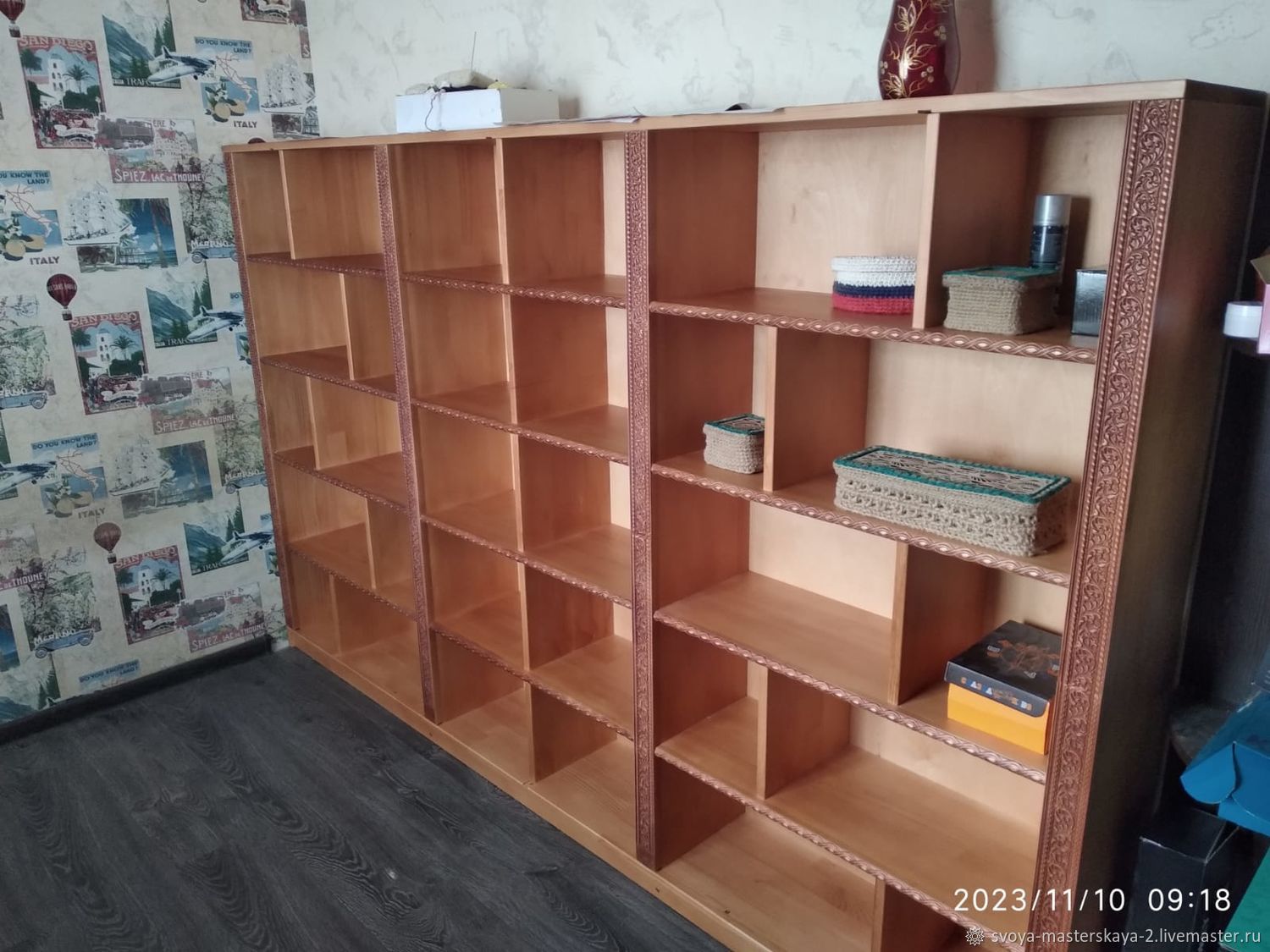 Стеллажи: стеллаж из массива дерева в интернет-магазине Ярмарка ...