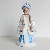 Кукла Снегурочка в голубой шубке