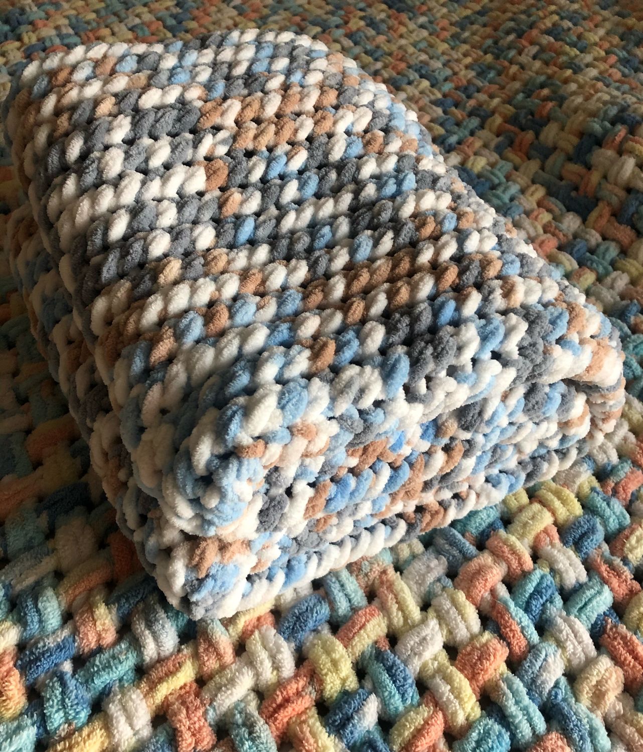 Детский плюшевый пледик в интернет-магазине на Ярмарке Мастеров | Пледы ...