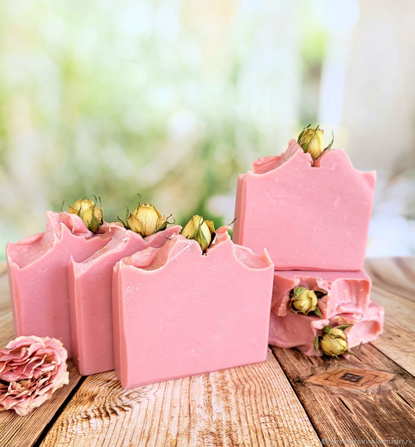 ЛИПЕСТОК РОЗЫ(шелковое) мыло с нуля в интернет-магазине на Ярмарке ...