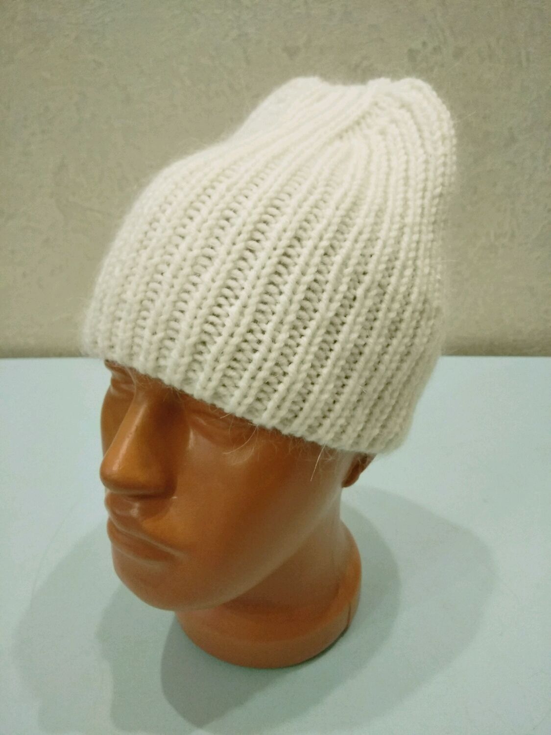 шапка 1 1 с красивой макушкой. шапка с макушкой лопата. бини 2021. шапка бини женская резинкой 2х2. шапка с красивой мвуушкой.