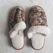 Обувь ручной работы handmade. Livemaster - original item Slippers made of sheepskin and fabric tapestry 