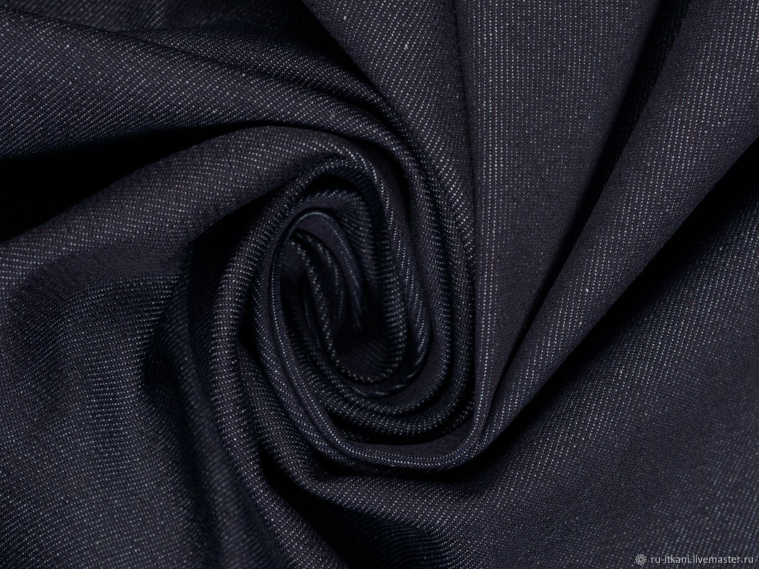 Хлопок стрейч. Материал деним. Джинсовая ткань бордовая и коричневая. Ткань джинсовая стрейч. Джинс стрейч ткань с цветами.