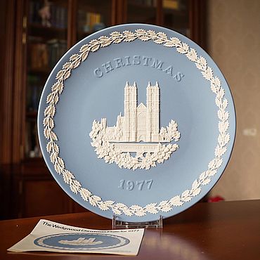Винтаж ручной работы. Ярмарка Мастеров - ручная работа WEDGWOOD рождественская тарелка 1977 года, Англия. Handmade.