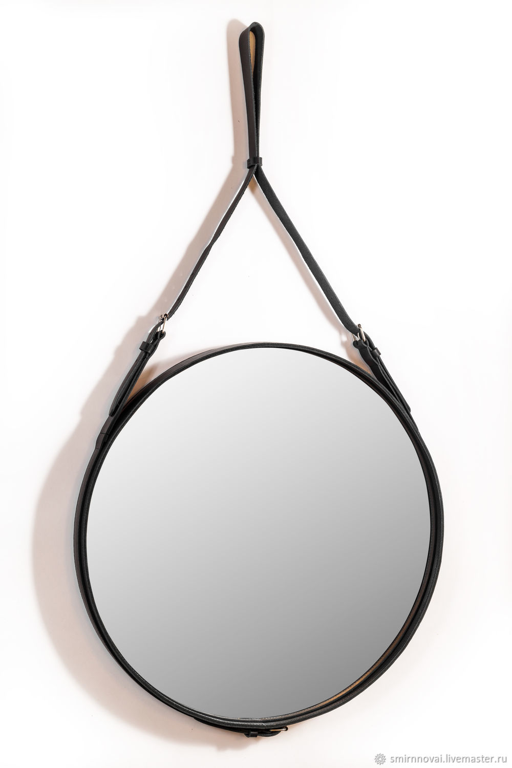 Зеркало круглое в кожаной раме К-04-1 (D 71), 5 штук, ликвидация коллекции