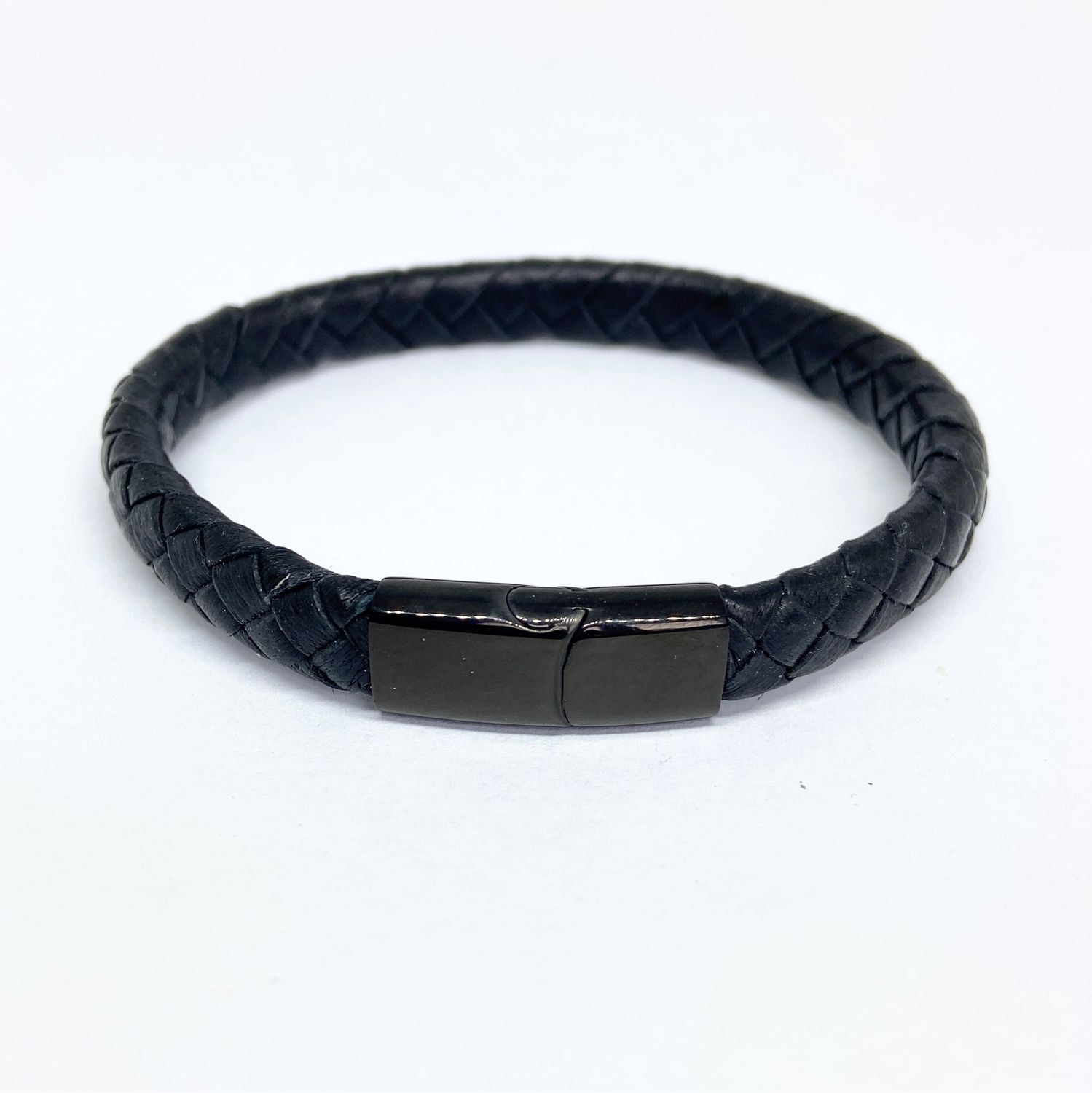 Браслет мужской из плетеного кожаного шнура в интернет-магазине Ярмарка ...